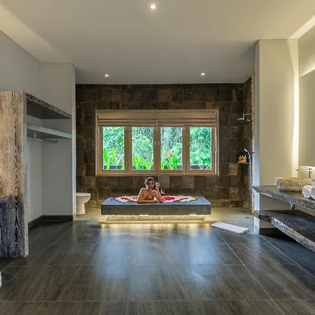 Brand New Luxury 3Br Villa Ethnic Ubud # 1 Exterior photo